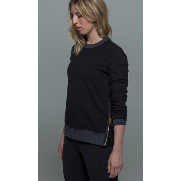 lululemon athletica Tops - Lululemon Future Varsity Pullover Women’s 4/6 Black Sweatshirt Zip Side Athletic